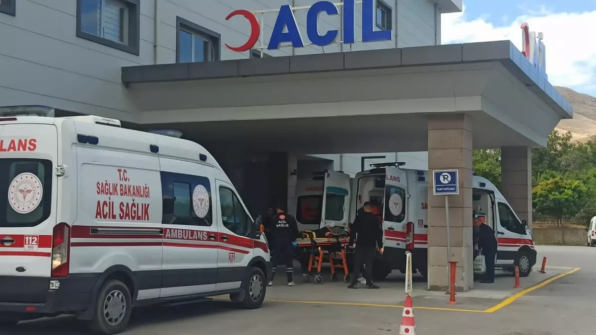 Kayseri’de Minibüs Kazası: 13 Yaralı