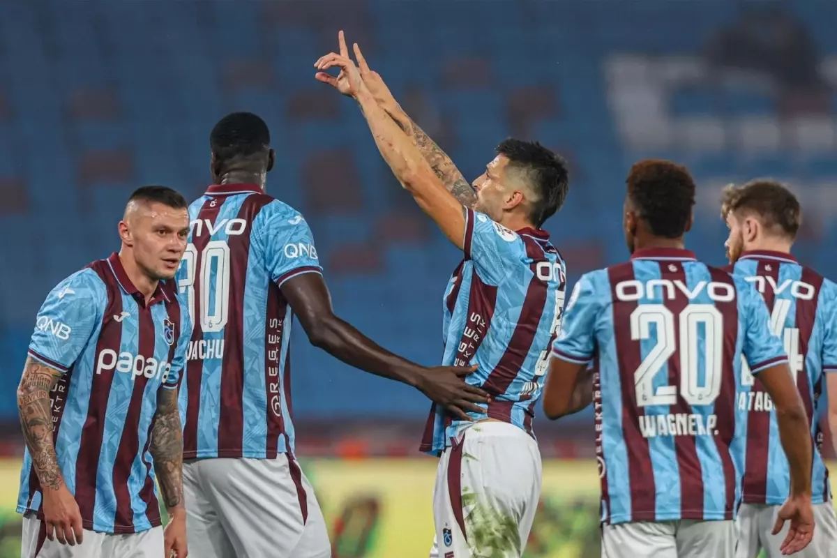 trabzonspor zecorner kayserisporu 4 0 maglup etti ihOS1kOf