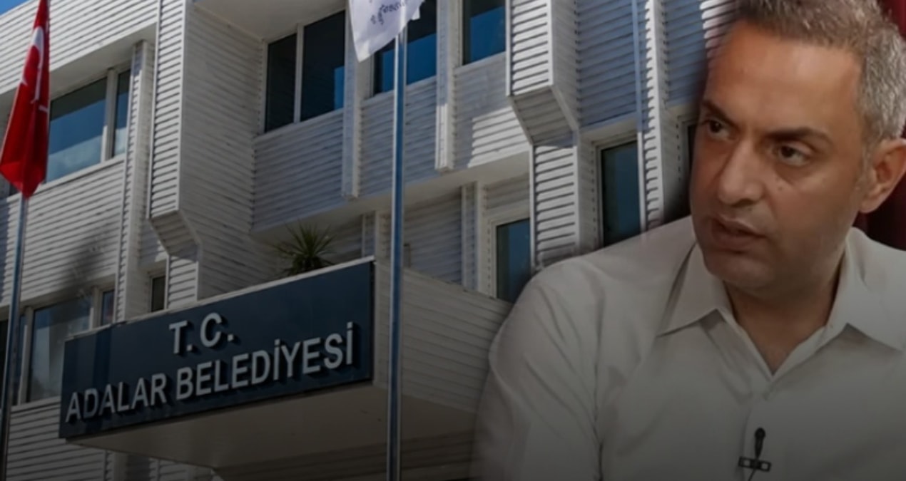 Ağırel canlı yayında belgeleri paylaştı: Rakı hediyesini rüşvet sayıp garsonu tutuklamışlar
